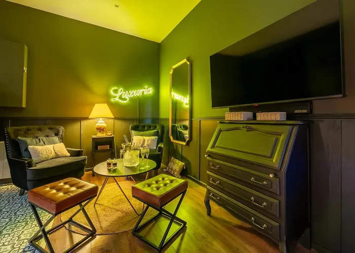 Love room - Luxuria Avignon